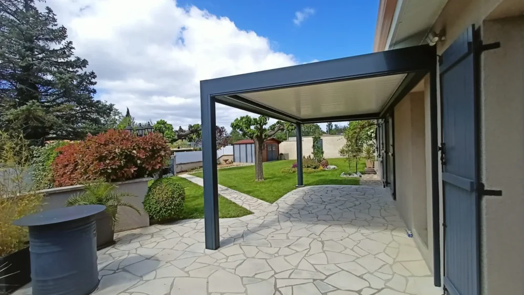 PERGOLA BIOCLIMATIQUE 2